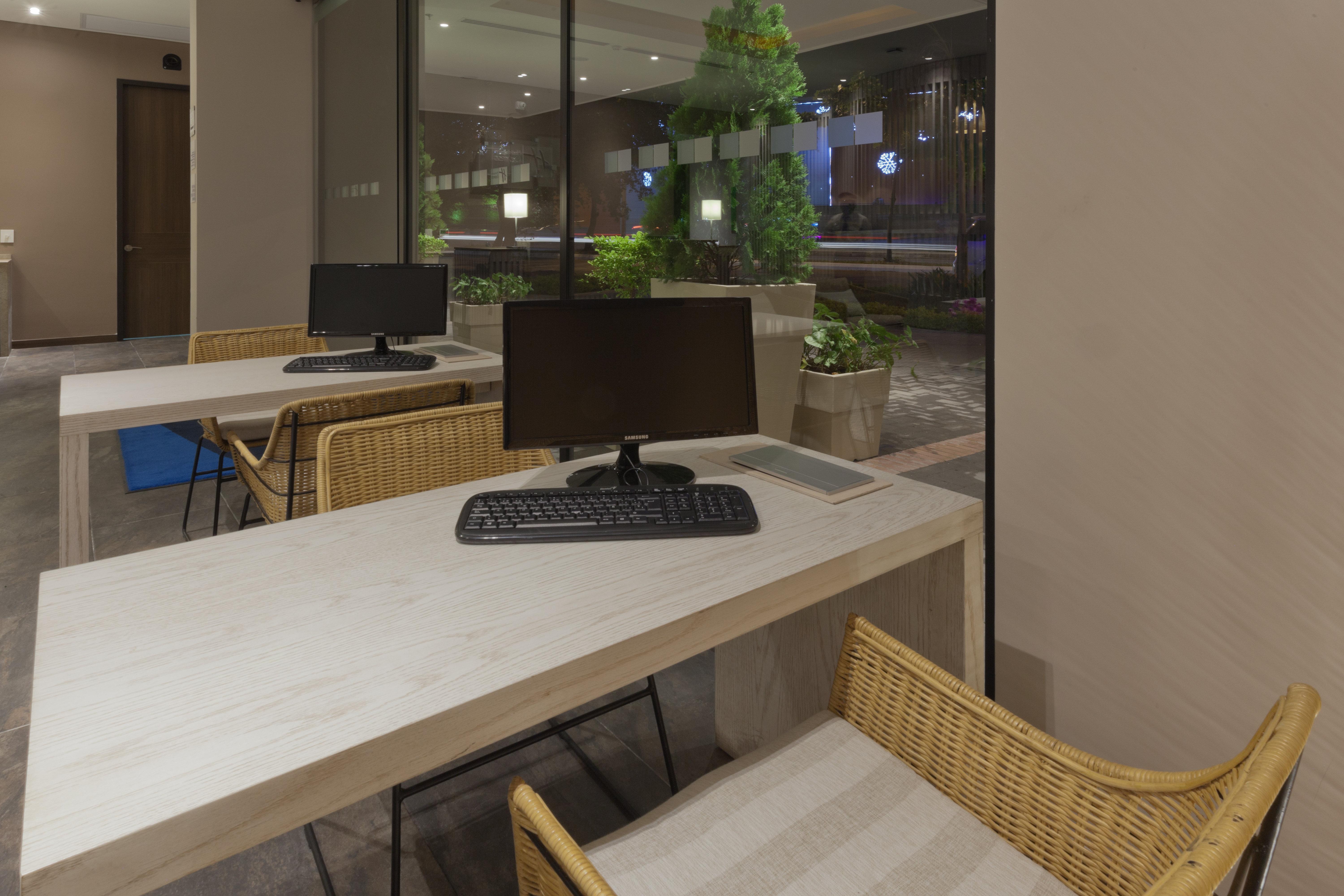 Holiday Inn Express Yopal By Ihg Екстер'єр фото