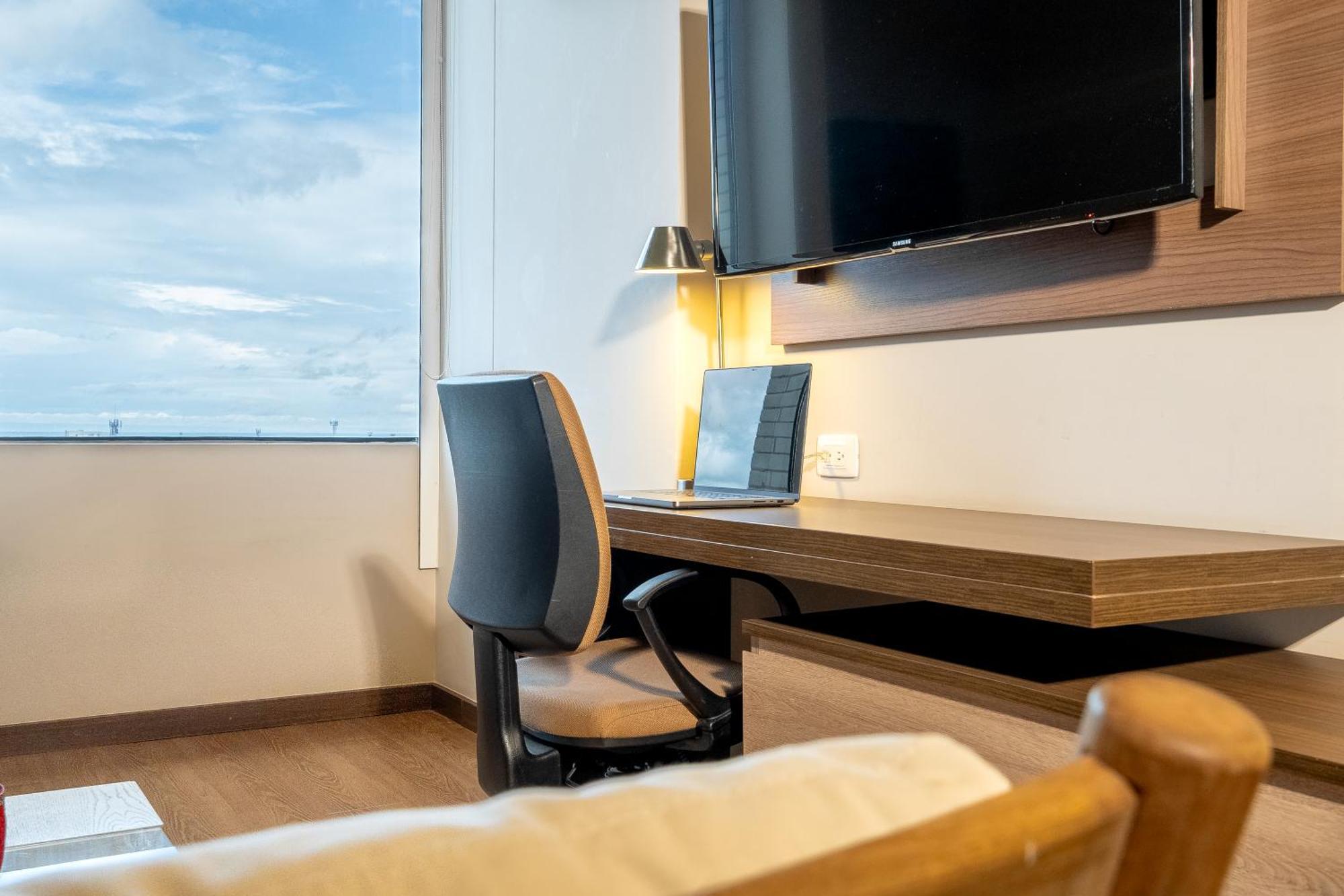 Holiday Inn Express Yopal By Ihg Екстер'єр фото