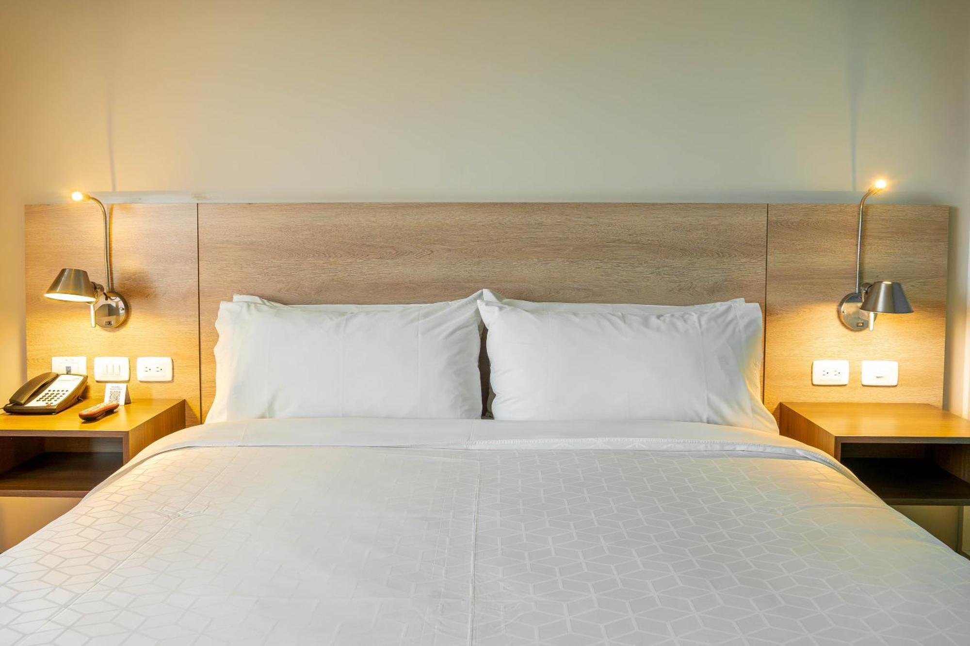 Holiday Inn Express Yopal By Ihg Екстер'єр фото